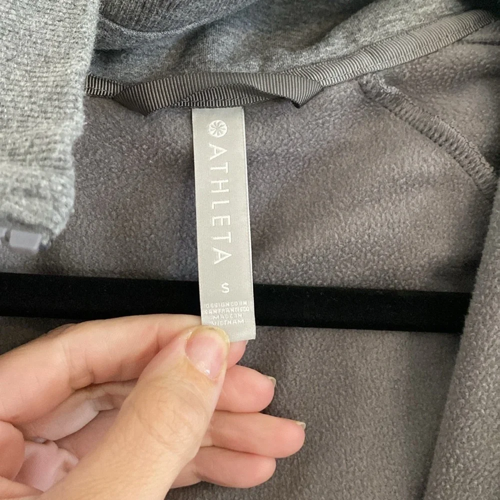 Athleta Gray Charcoal Full Zip Hoodie Fleece Lined Jacket Size Small